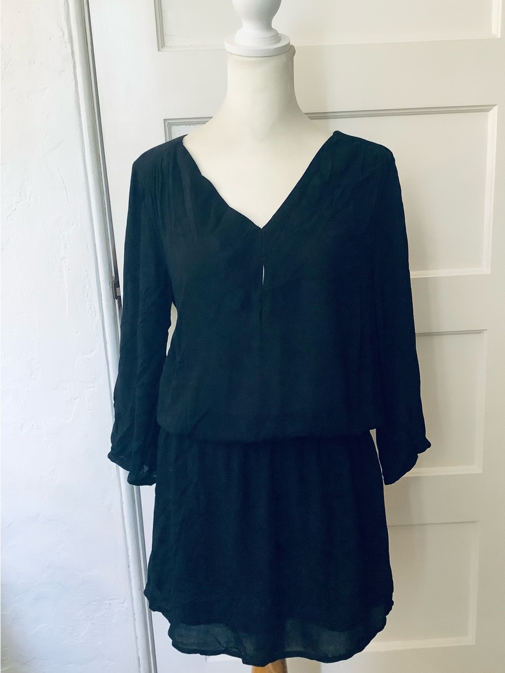 LBD Little Black Dress Flowey dress up with boots & belt Sz 6 H&M